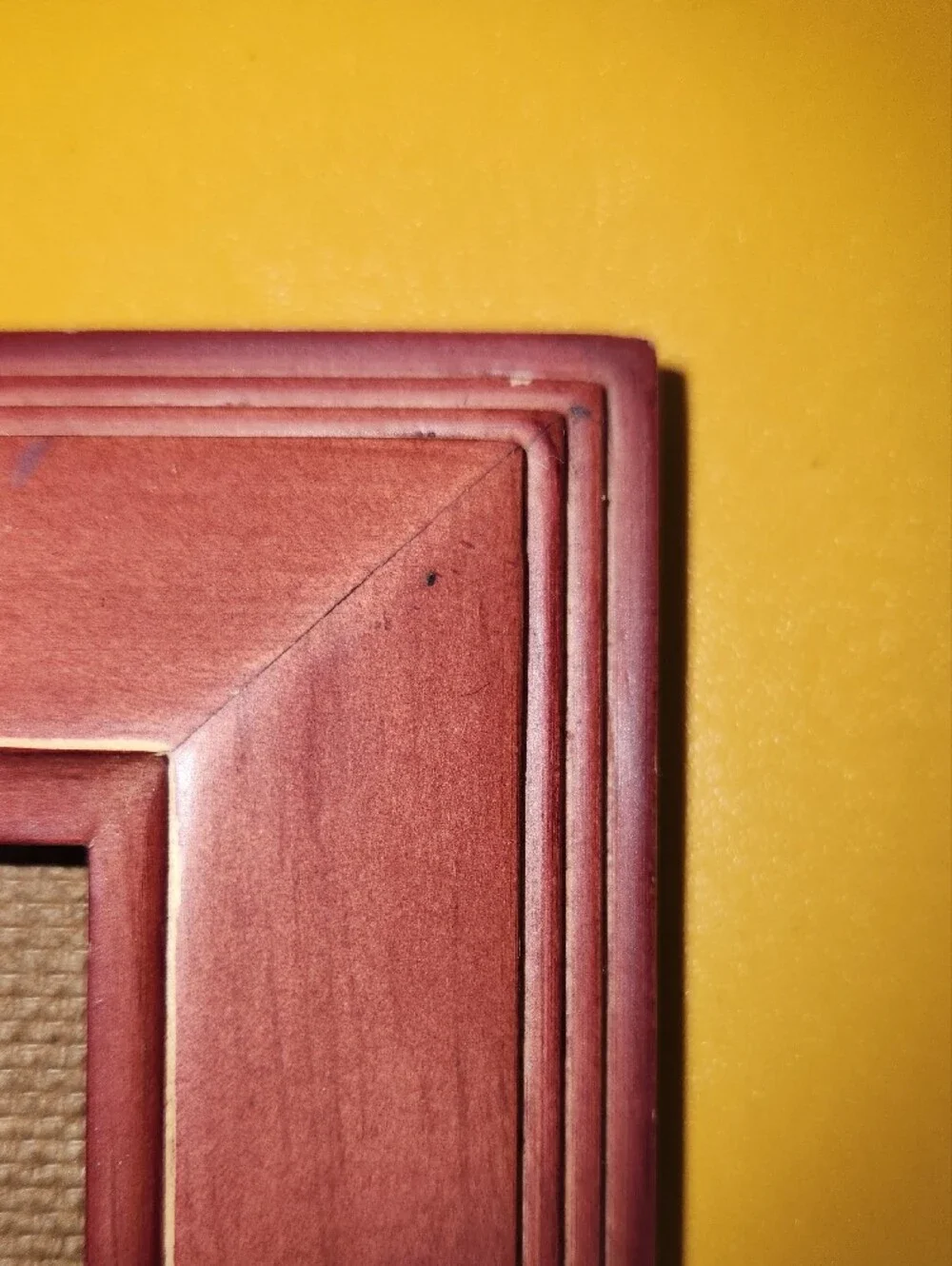 Wooden Picture Frame in Distressed Red with Burlap Backing - Unbranded